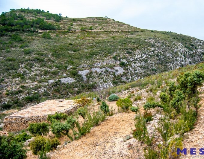 Terreno en venta en Marnes, Bernia