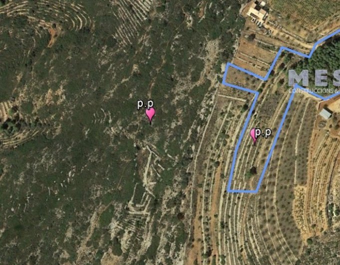 Parcelas de 11.000m2, en Marnes LLiber