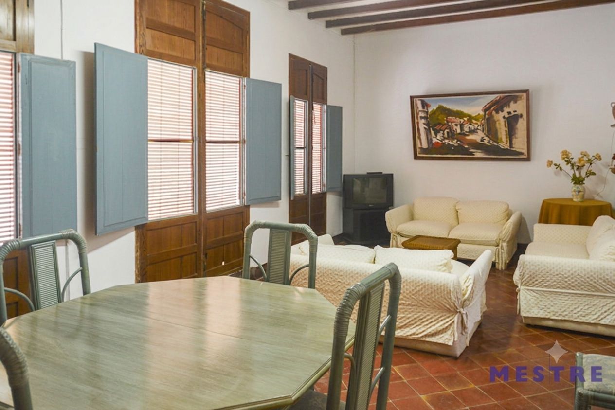 Casa de pueblo con patio en venta en Xaló