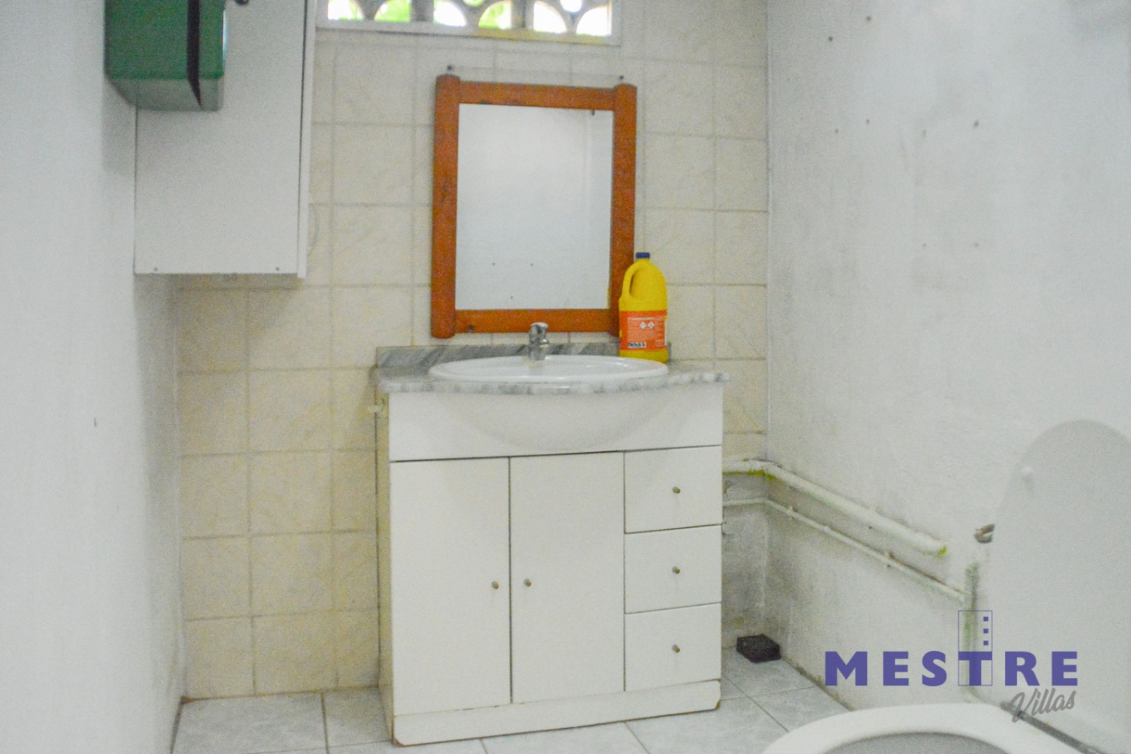 ALQ209 - 