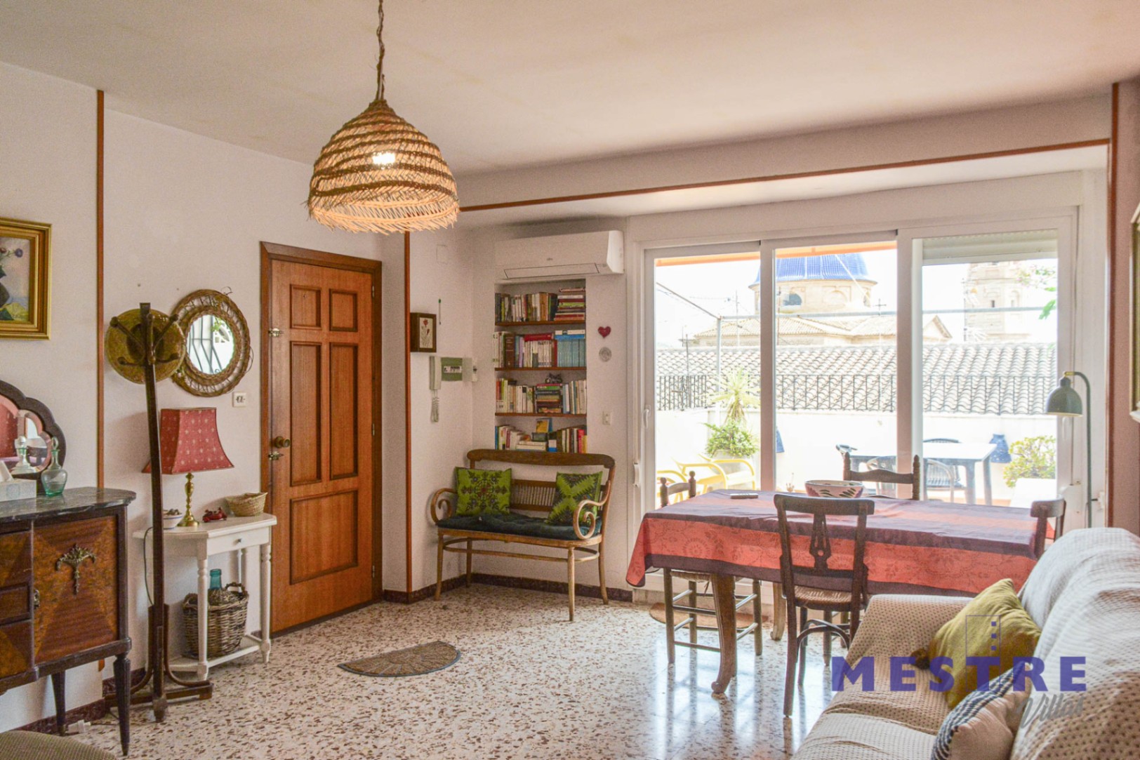 ALQV033 - Appartement à louer pour la saison à Jalón, avec terrasse.