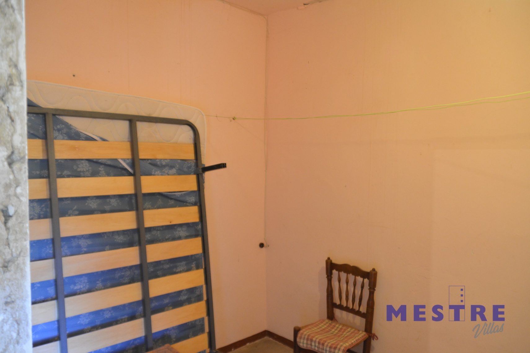 Casa de campo para reformar con riura en venta en Alcalaló