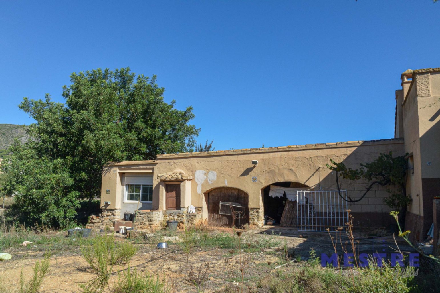 Casa de campo para reformar con riura en venta en Alcalaló