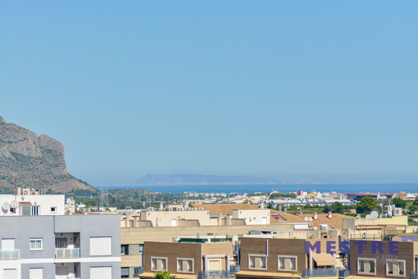 Apartamento ático dúplex con piscina en venta en Pedreguer