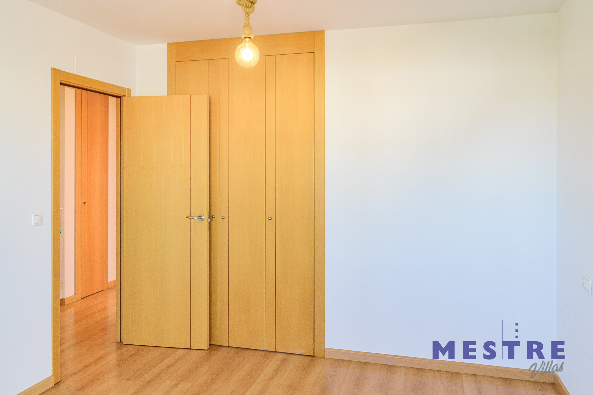 Apartamento ático dúplex con piscina en venta en Pedreguer