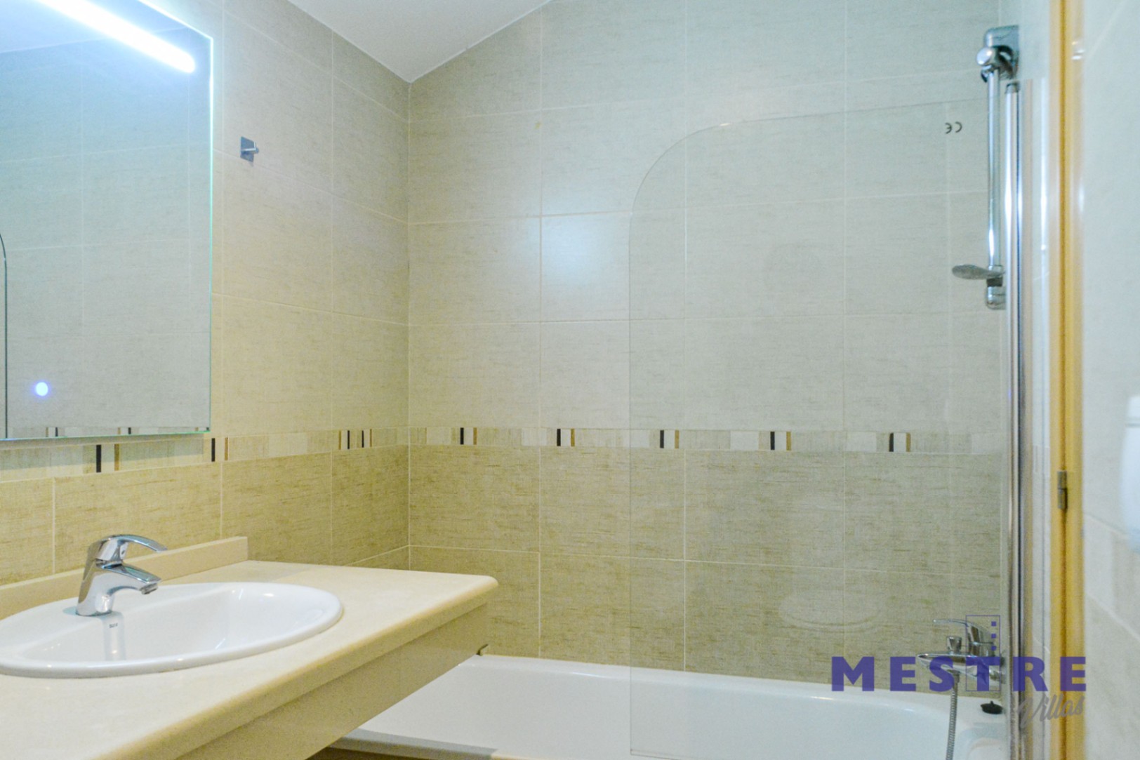 Apartamento ático dúplex con piscina en venta en Pedreguer