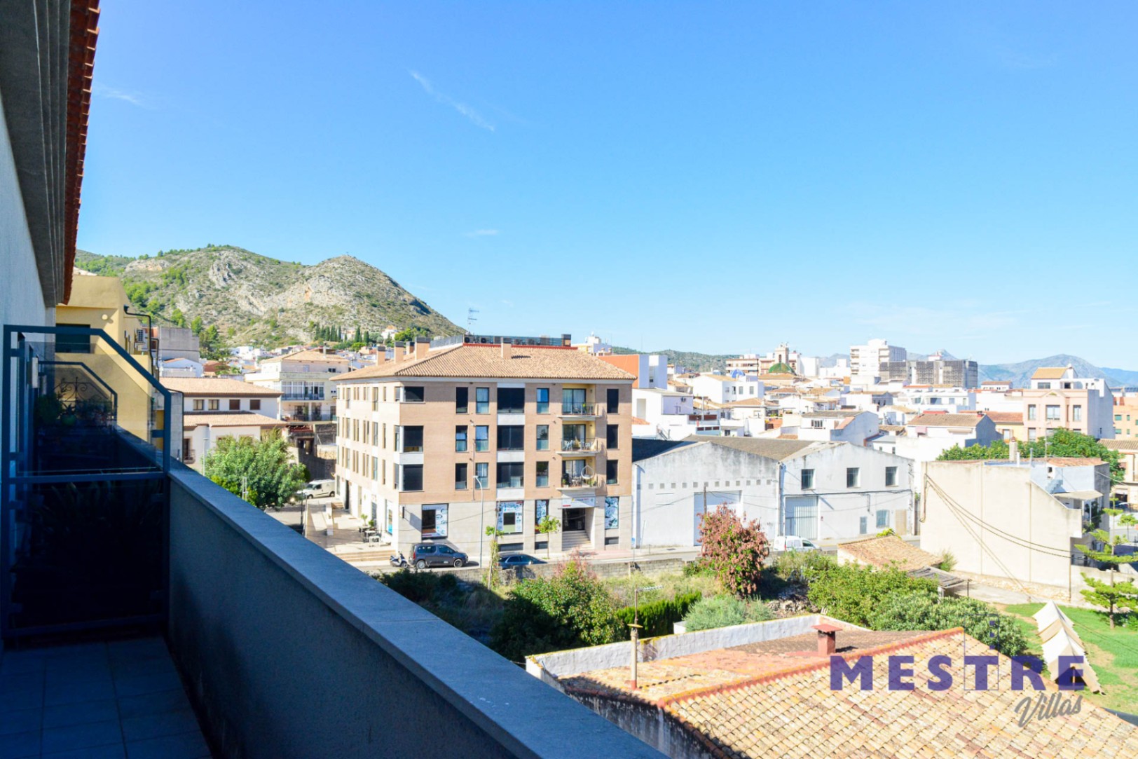 Apartamento ático dúplex con piscina en venta en Pedreguer
