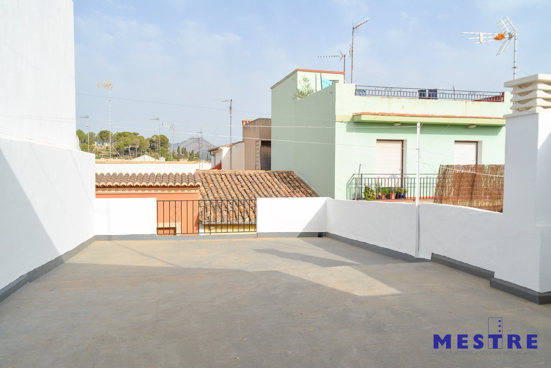 Casa de pueblo para alquiler de corta temporada en Jalón