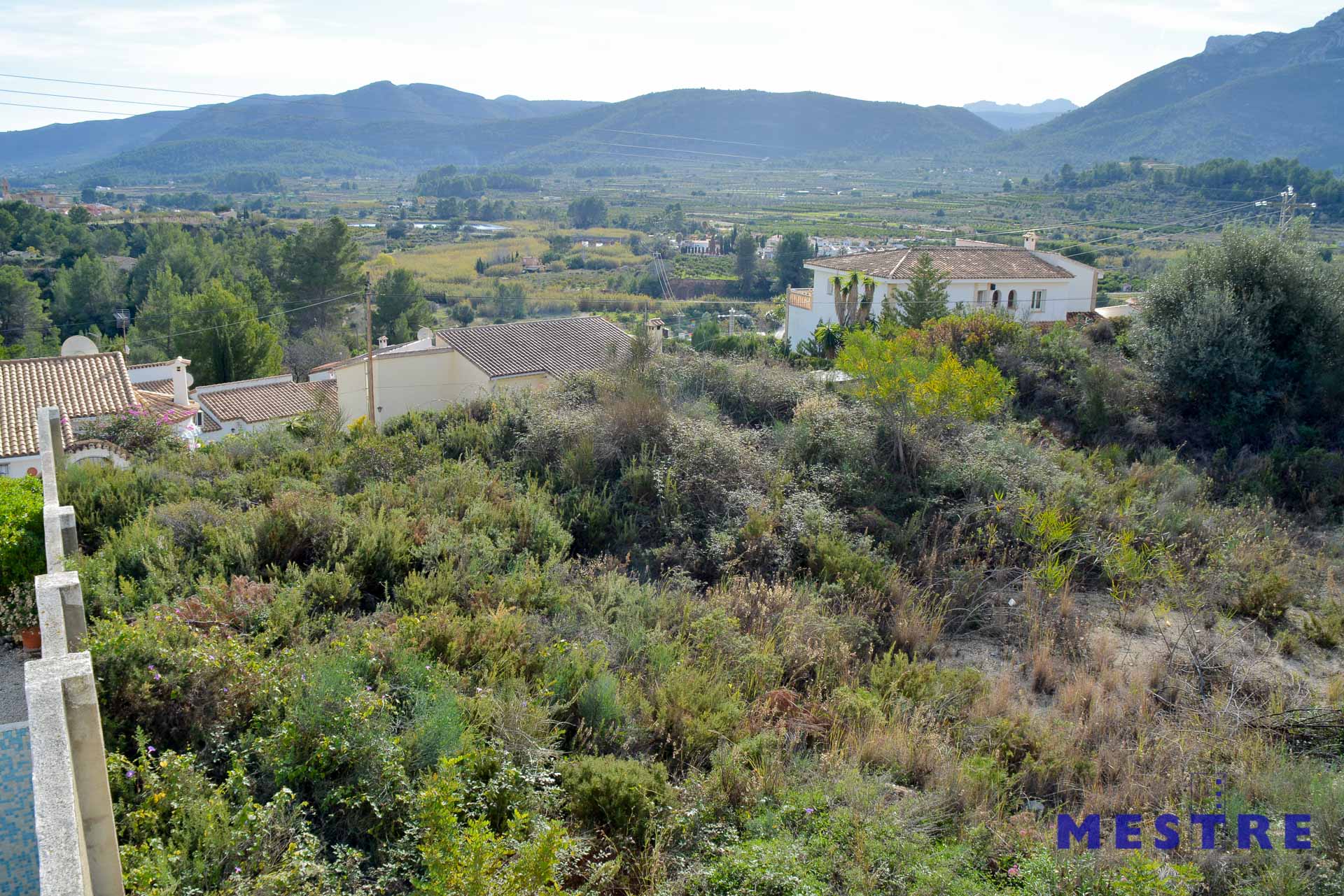 Terreno urbanizable en venta en Alcalalí