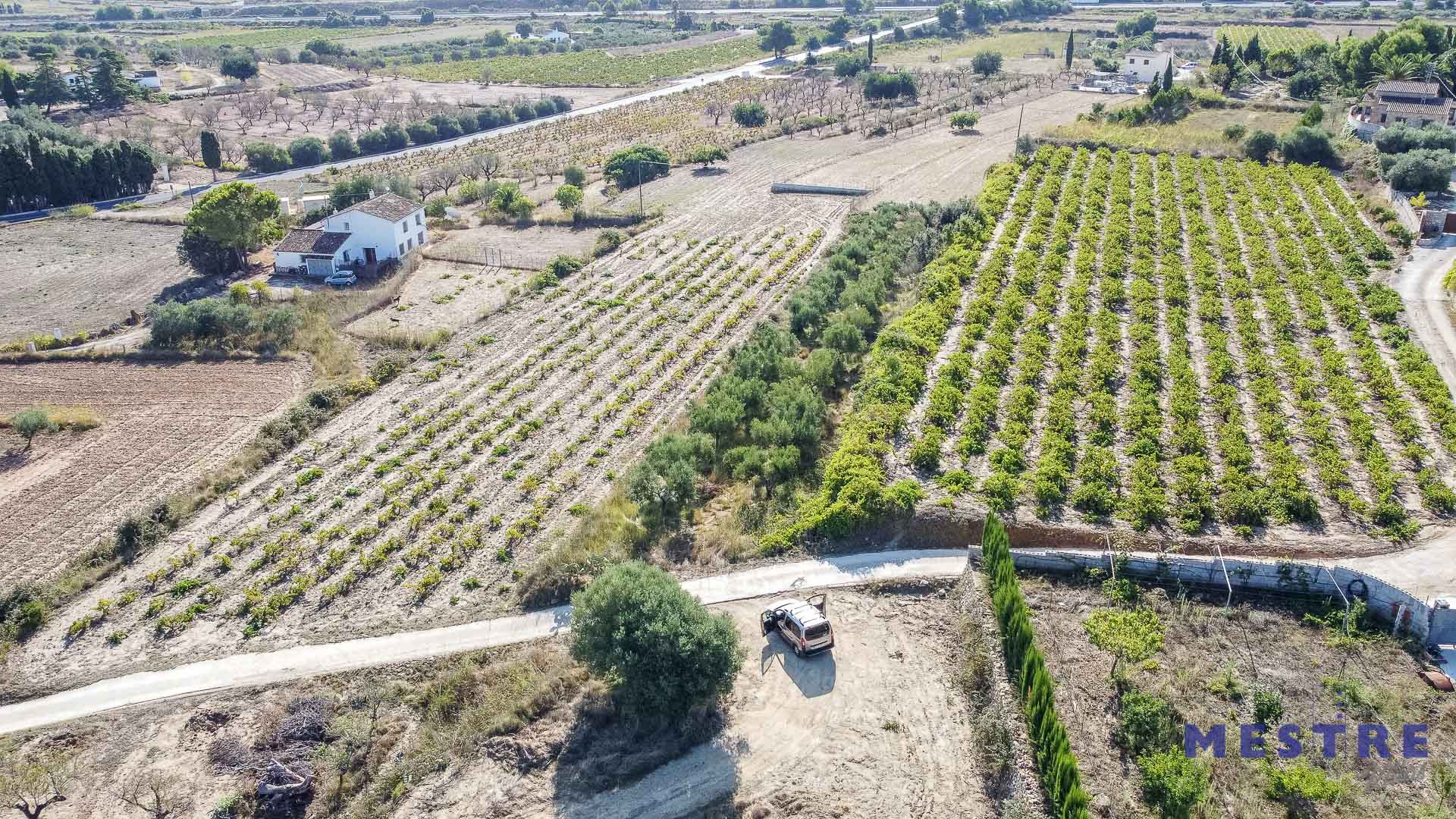 Terreno de 10500m2, en venta en Benissa